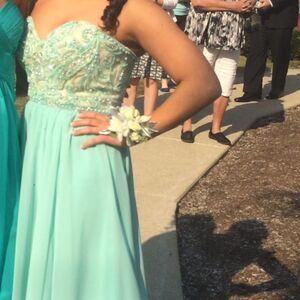 Alyce Paris beaded embellished prom dress